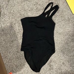 Black ribbed one shoulder aerie swimsuit sz M